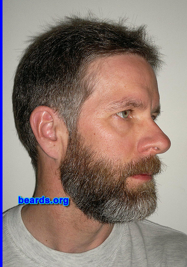 Esa
Bearded since: 2006. I am a dedicated, permanent beard grower.

Comments:
I grew my beard because I feel that it makes me more manly and it is looking good on my face.

How do I feel about my beard? It is an important part of my face and I am not going to shave it! 
Keywords: full_beard