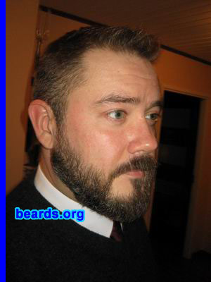 Mike
Bearded since: 1995. I am a dedicated, permanent beard grower.

Comments:
I grew my beard because I've always liked beards and it sure beats the daily shaving.

How do I feel about my beard?  It's a part of me.  Love it.  I couldn't imagine myself without it.
Keywords: full_beard