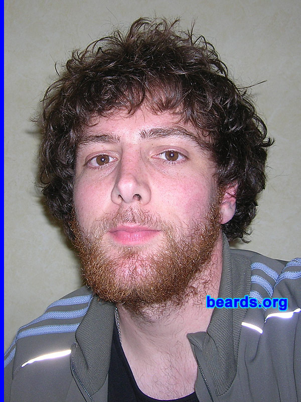 Cedric
I am a dedicated, permanent beard grower.
Keywords: full_beard