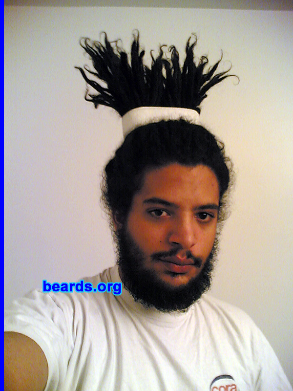 Mam
Bearded since: 1997.  I am a dedicated, permanent beard grower.

Comments:
I grew my beard ecause my beard grows and I hate me shaved!

How do I feel about my beard? Can't imagine being without it!
Keywords: full_beard