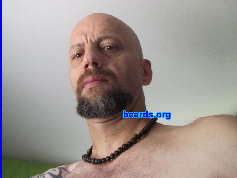 RÃ©mi N.
I am an occasional or seasonal beard grower. 
Keywords: goatee_mustache