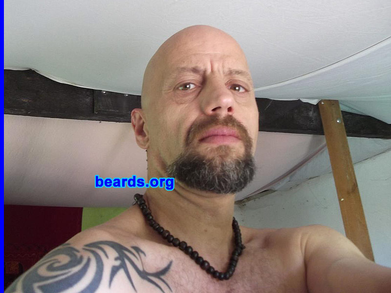 RÃ©mi N.
I am an occasional or seasonal beard grower. 
Keywords: goatee_mustache