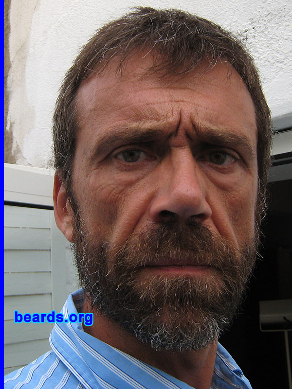 Vincent
Bearded since: 2007.  I am occasional or seasonal beard grower.

Comments:
I grew my beard because I've always wanted to grow one.

How do I feel about my beard?  I think that even though it makes me look older, it makes me look mature and friendlier.

[b]Go to [url=http://www.beards.org/vincent.php]Vincent's success story[/url][/b].
Keywords: Vincent_success full_beard
