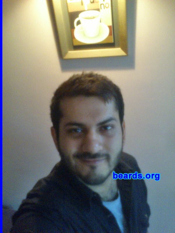 Anuj
Bearded since: 2009. I am a dedicated, permanent beard grower. 
Keywords: full_beard