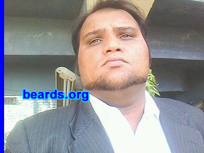 Varun S.
Bearded since: 2012. I am an experimental beard grower.
Keywords: goatee_only