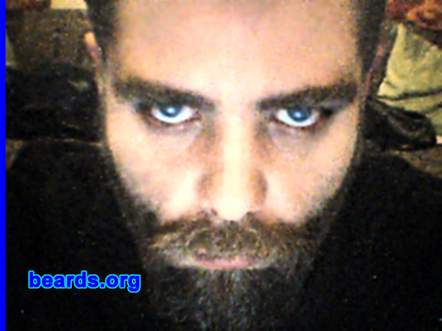 Roberto D. C.
Bearded since: 2003.  I am a dedicated, permanent beard grower.

Comments:
I grew my beard because I like the feel and the look.

How do I feel about my beard?  I like very much my fur! :-)
Keywords: full_beard