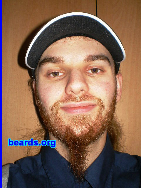 Michael
Update: January 2008.

[b]Go to [url=http://www.beards.org/michael.php]Michael's success story[/url][/b].
Keywords: full_beard