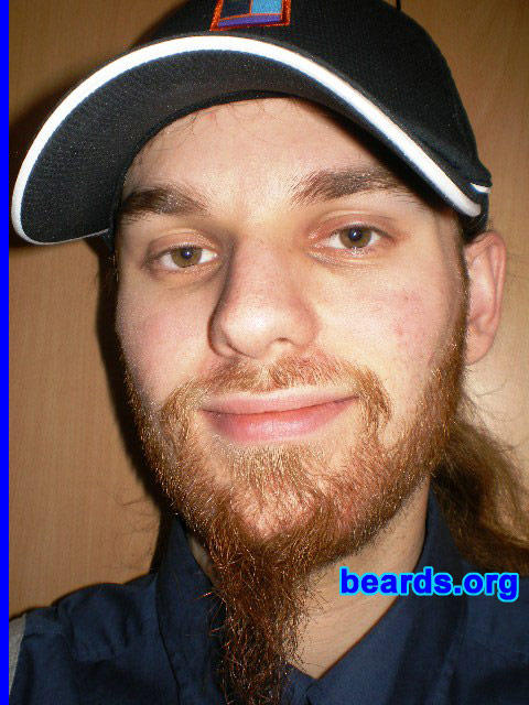 Michael
Update: January 2008.

[b]Go to [url=http://www.beards.org/michael.php]Michael's success story[/url][/b].
Keywords: full_beard