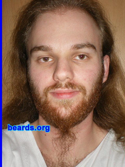 Michael
2008 growth series: day 42

[b]Go to [url=http://www.beards.org/michael.php]Michael's success story[/url][/b].
Keywords: michael_2008_series.1 full_beard