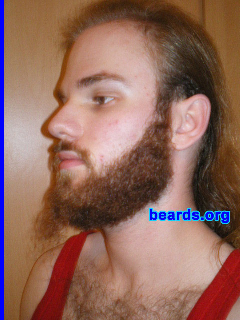 Michael
2008 growth series: day 84

[b]Go to [url=http://www.beards.org/michael.php]Michael's success story[/url][/b].
Keywords: michael_2008_series.1 full_beard