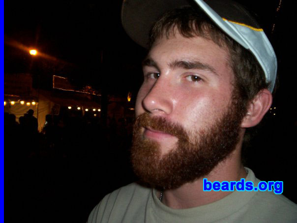 Nick
[b]Go to [url=http://www.beards.org/beard020.php]Nick's beard feature[/url][/b].
Keywords: full_beard