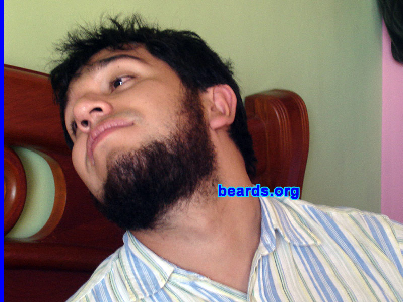 Lizardo
Bearded since: 2009.  I am an experimental beard grower.

Comments:
I grew my beard just for a change. I'm not supposed to be bearded on ophthalmology rotation (I don't know why). So I decided to grow a beard on holidays.

How do I feel about my beard? I love it.
Keywords: chin_curtain