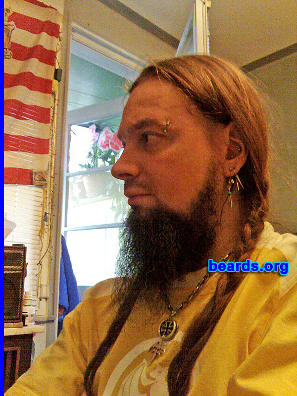 Shoby
I am a dedicated, permanent beard grower.

Comments:
Why did I grow my beard? Why not? 
