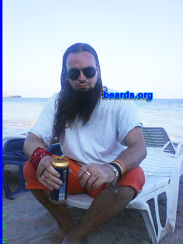 Shoby
I am a dedicated, permanent beard grower.

Comments:
Why did I grow my beard? Why not? 
