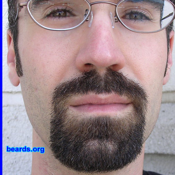 Keywords: goatee_mustache