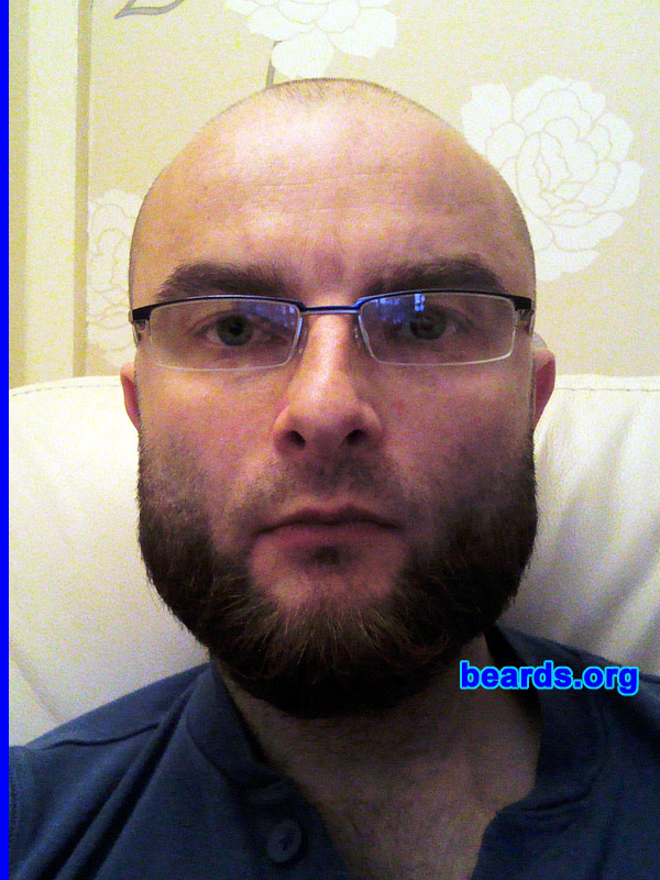 Anthony H.
Bearded since: 1990. I am a dedicated, permanent beard grower.

Comments:
Because of this web site, I am going to grow my beard longer. I have experimented with different styles and lengths since I was seventeen. I don't feel like myself without a beard.  It is who I am.

How do I feel about my beard? I feel more confident with my beard. I can only describe my beard as a chin curtain.  At the moment, I am very comfortable without the mustache.
Keywords: chin_curtain