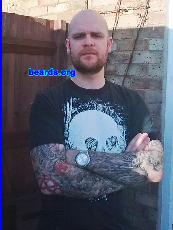 Chris
Bearded since: 2008.  I am a dedicated, permanent beard grower.

Comments:
I have always had long stubble, but my wife convinced me to grow my beard.  I think I look better with a beard than without.

How do I feel about my beard? I like it. It does take dedication, though, as I have always gotten to the itchy stage and then shaved it off. My new year's resolution is not to shave it off in 2010...  Let's see...
Keywords: full_beard