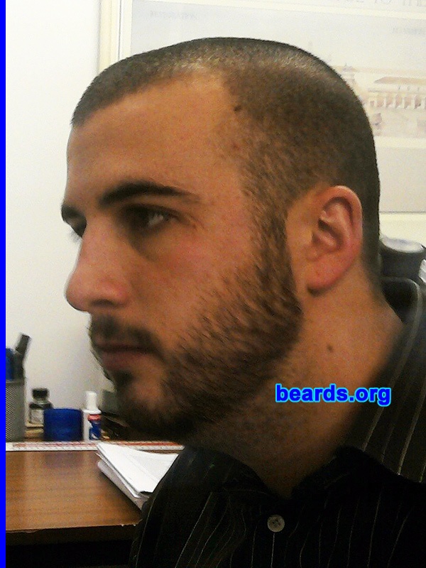 Guy
Bearded since: 2008.  I am an occasional or seasonal beard grower.
Keywords: full_beard