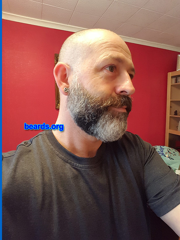 Jason
Bearded since: December 2013.  I am an occasional or seasonal beard grower.

Comments:
Why did I grow my beard? Ii go through periods when I like growing a beard.

How do I feel about my beard? I started to like the salt 'n' pepper look I have now.
Keywords: full_beard