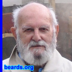 Leslie G.
Bearded since: 1965.  I am a dedicated, permanent beard grower.

Comments:
I grew my beard partly so I would not have to shave in the morning if I had been out the night before.  Also, I like the way it frames the face.

How do I feel about my beard?  Very comfortable.
Keywords: full_beard