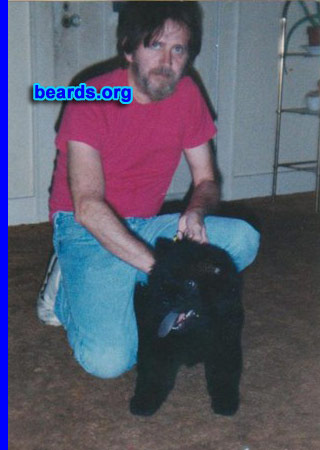 Kenneth
Bearded since: 1969. I am a dedicated, permanent beard grower.
Keywords: full_beard