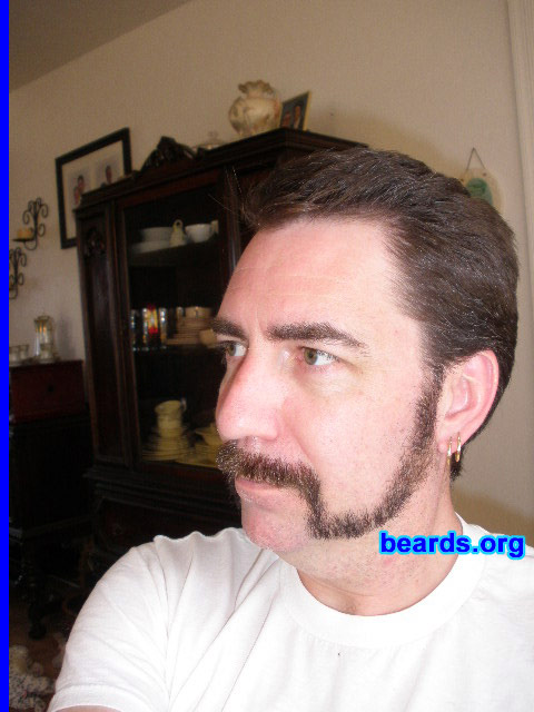 Scott
Bearded since: 1988.  I am a dedicated, permanent beard grower.

Comments:
I grew my beard because I love the look of facial hair.

How do I feel about my beard?  I love my beard.
Keywords: mutton_chops