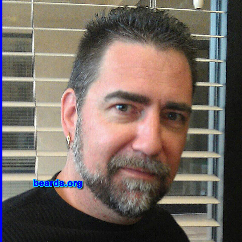 Scott
Bearded since: 1988. I am a dedicated, permanent beard grower.

Comments:
I grew my beard because I love the look of facial hair.

How do I feel about my beard? I love my beard. 
Keywords: full_beard