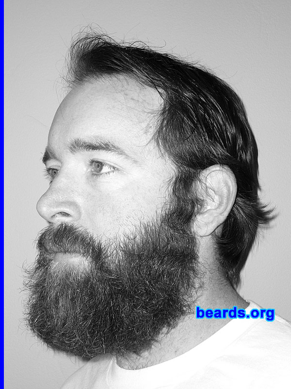 Scotty W.
Bearded since: 1999. I am an occasional or seasonal beard grower.

Comments:
I grow a beard every winter. I work nights outdoors in all kinds of weather. It also helps to have a great job that doesn't try to tell you how you should look.

How do I feel about my beard? I LOVE MY BEARD!!! I just can't enjoy chili dogs, bar-b-q ribs, pizza, tommy burger, spaghetti, water, biscuits and gravy, eggs over medium, ...
Keywords: full_beard