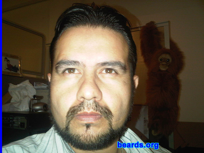 Tony B.
Bearded since: 2010.  I am an occasional or seasonal beard grower.

Comments:
I grew my beard because I am supporting Movember.

How do I feel about my beard? I like it.  It feels like a new person, a nice change.
Keywords: full_beard