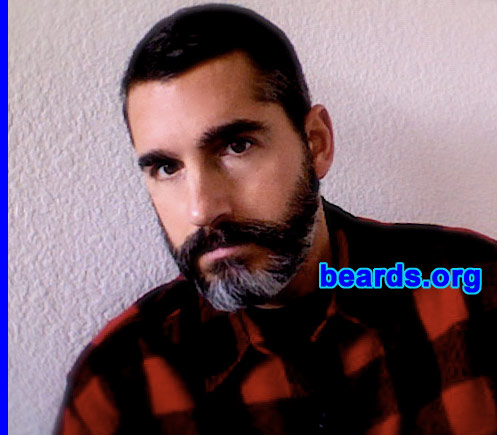 Dave
Bearded since: 1999.  I am a dedicated, permanent beard grower.

Comments:
I grew my beard to give my goatee company...

How do I feel about my beard?  Great.
Keywords: full_beard