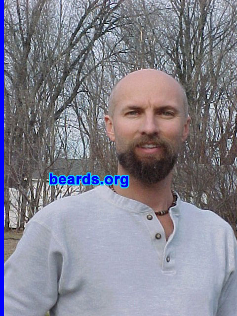 Darrell
Bearded since: 1985.  I am a dedicated, permanent beard grower.

Comments:
I grew my beard because it makes me look better.

How do I feel about my beard? It's a symbol of pride.
Keywords: goatee_mustache