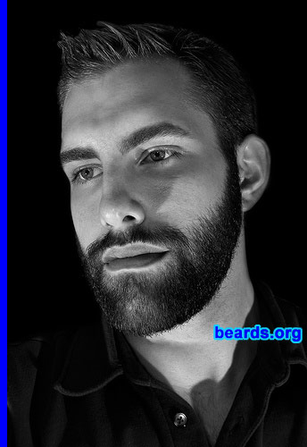 Garrett
Bearded since: 2006.  I am an experimental beard grower.

Comments:
I grew my beard to see if I could. And I like the look of facial hair.

I am feeling better about it as it grows in more. This picture is from August 1, 2006. This is 6 weeks and just a little trimming to even it off.

[b]Also see: [url=http://www.beards.org/beard06.php]Garrett's beard feature[/url][/b].
Keywords: full_beard