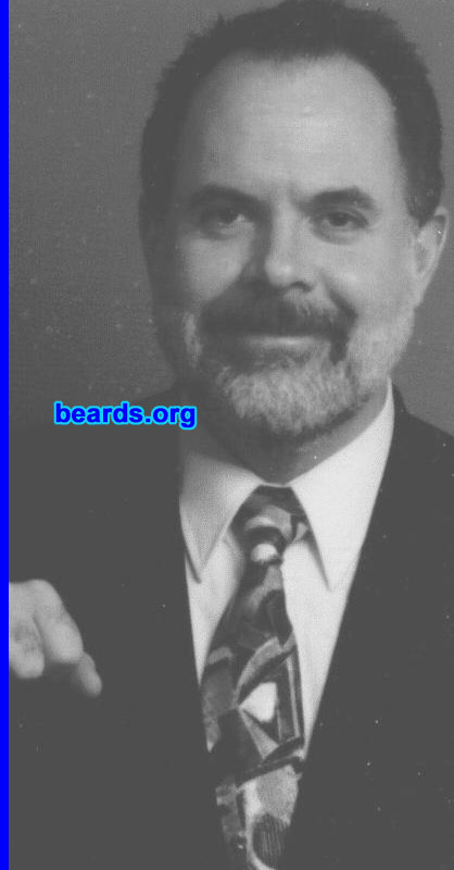 Michael
Bearded since: 1984.  I am an occasional or seasonal beard grower.

Comments:
I grew my beard because I like the way my face looks with hair.

How do I feel about my beard?  Comes in heavy and gray, but I color it when the mood strikes me.
Keywords: full_beard