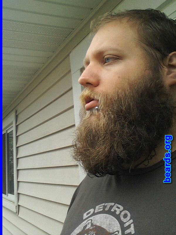 Robert S.
Bearded since: 2005. I am a dedicated, permanent beard grower.
Keywords: full_beard