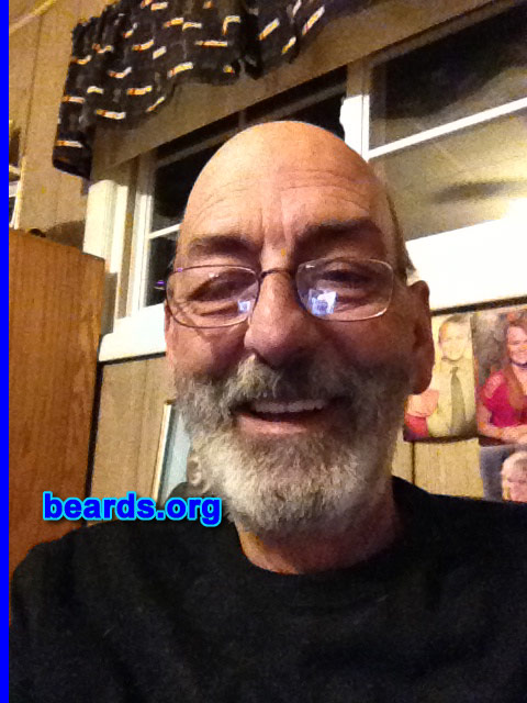 William
Bearded since: 1989. I am a dedicated, permanent beard grower.
Keywords: full_beard