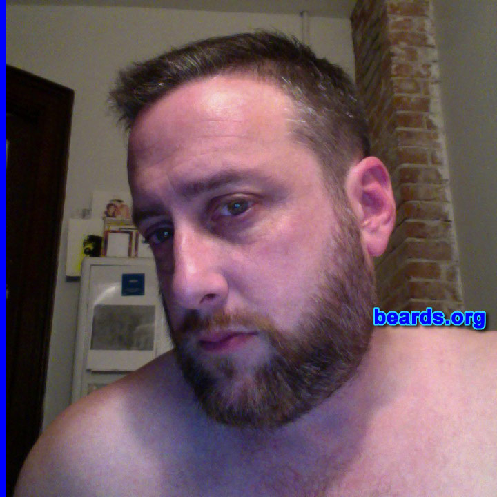 Blair
Bearded since: 2008. I am a dedicated, permanent beard grower.
Keywords: full_beard