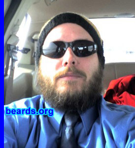 Luke
Bearded since: 2009. I am an occasional or seasonal beard grower.
Keywords: full_beard