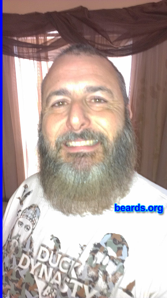 Joe
Bearded since: 2012. I am a dedicated, permanent beard grower.
Keywords: full_beard