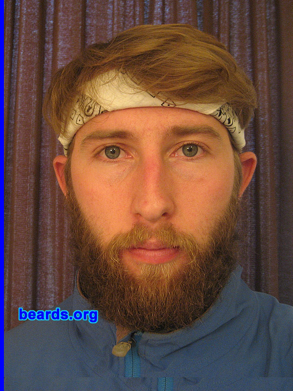 Ben S.
Bearded since: 2009.  I am an occasional or seasonal beard grower.
Keywords: full_beard