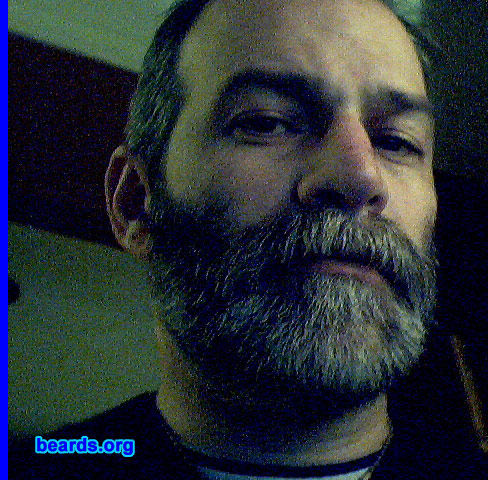 Jonathan
Bearded since: 1976. I am an absolutely dedicated, permanent beard grower.

Comments:
My beard is a part of me, completely. I hate the thought of being without it. 
Keywords: full_beard