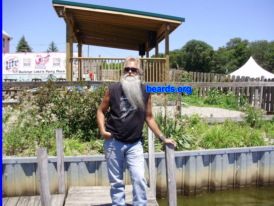 Gary S.
Bearded since: 1972. I am a dedicated, permanent beard grower.

Comments:
Why did I grow my beard?  I just like my beard.

How do I feel about my beard?  Really like it.
Keywords: full_beard