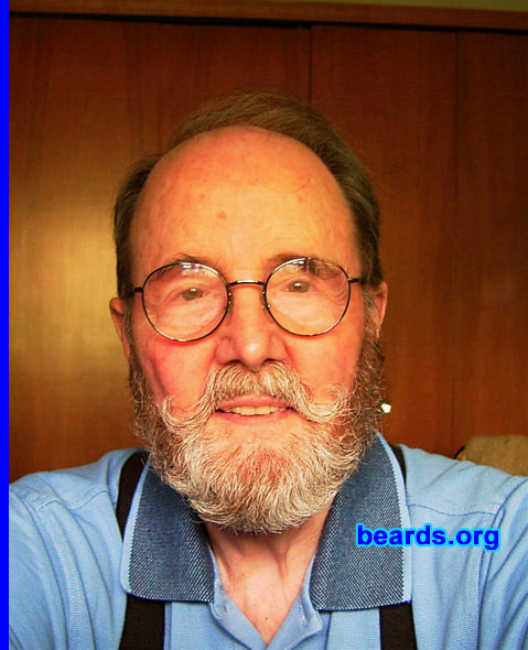 Thomas Bunch
Bearded since: 2004. I am an occasional or seasonal beard grower.

Comments:
I grew my beard so that I would look as old as I feel. :-) I am very pleased with the growth. Now if I could do the same for my head, I would be even more pleased. 
Keywords: full_beard