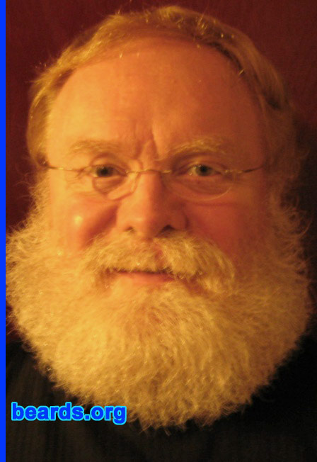 Jim O.
Bearded since: 1995. I am a dedicated, permanent beard grower.

Comments:
I grew my beard because I like the looks of a beard. Plus I hate to shave.

How do I feel about my beard? I've grown very attached to it. It just seems to be an integral part of me.
Keywords: full_beard