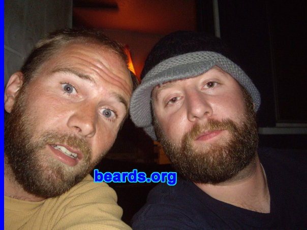 Jeremy
I am an occasional or seasonal beard grower.
Keywords: full_beard