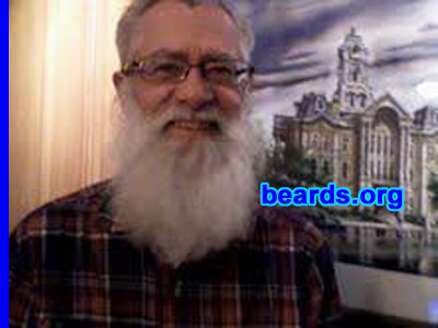 Bobby
Bearded since: 1973.  I am a dedicated, permanent beard grower.

Comments:
I grew my beard because shaving is for sissies.

How do I feel about my beard?  Comfortable.
Keywords: full_beard
