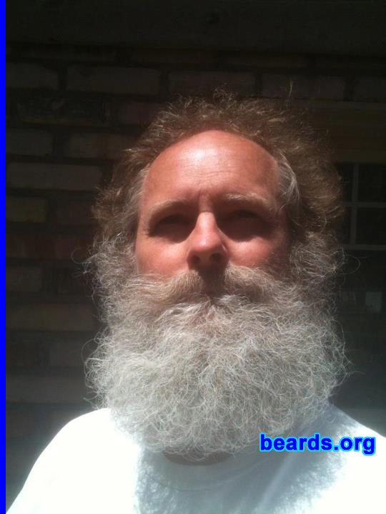 Bob
Bearded since: 1985.

Comments:
Why did I grow my beard? I like it.

How do I feel about my beard? I like it.
Keywords: full_beard
