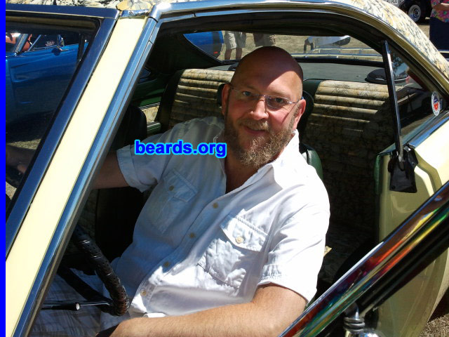 Steven
Bearded since: 1997. I am a dedicated, permanent beard grower.

Comments:
I grew my beard because I'm a beard lover. I feel I look better wearing a beard myself. Any man that can should wear one.

How do I feel about my beard? The longer I've worn my beard, the better I feel about it. Being bearded ROCKS!
Keywords: full_beard