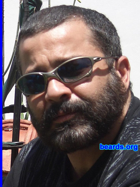 MoisÃ©s GonzÃ¡lez
Bearded since: 1982.  I am a dedicated, permanent beard grower.

Comments:
I grow a beard because I think it is natural to do so. To shave everyday is not. 

How do I feel about my beard?  I like it very much.
Keywords: full_beard