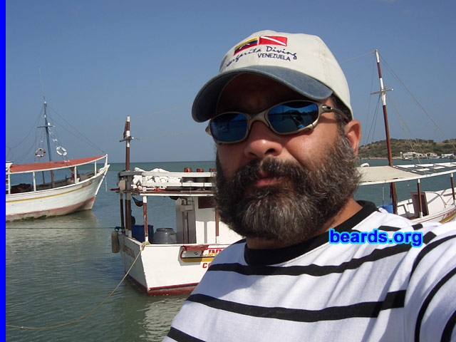 MoisÃ©s GonzÃ¡lez
Bearded since: 1982.  I am a dedicated, permanent beard grower.

Comments:
I grow a beard because I think it is natural to do so. To shave everyday is not. 

How do I feel about my beard?  I like it very much.
Keywords: full_beard