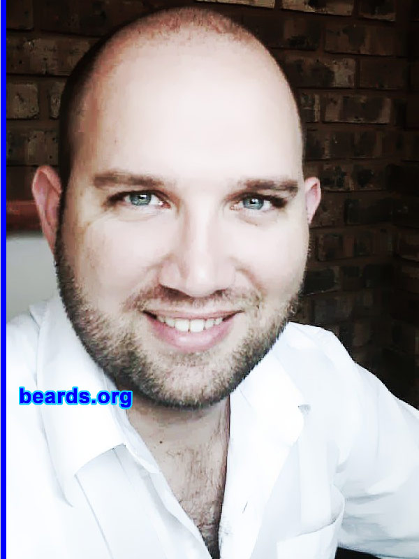 Kobus d.L.
Bearded since: 2012. I am an experimental beard grower.
Keywords: stubble full_beard